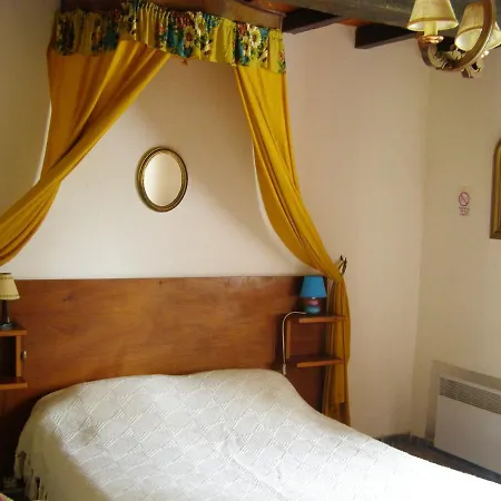 Feriehus Maison Spacieuse A Camarade Avec Grand Jardin Pour 15 Personnes *