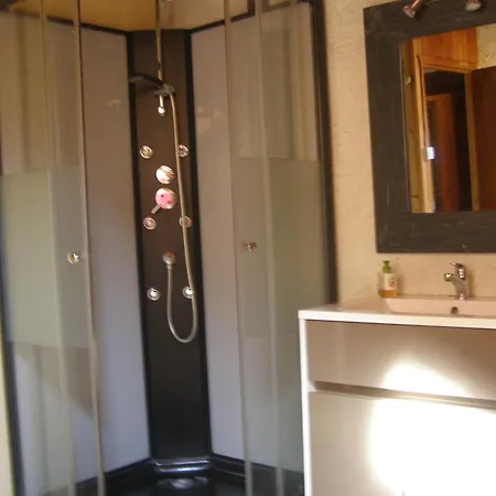 Maison Spacieuse A Camarade Avec Grand Jardin Pour 15 Personnes *